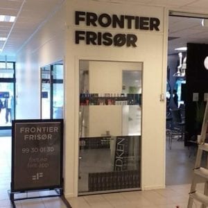 Skilt Frontier frisør
